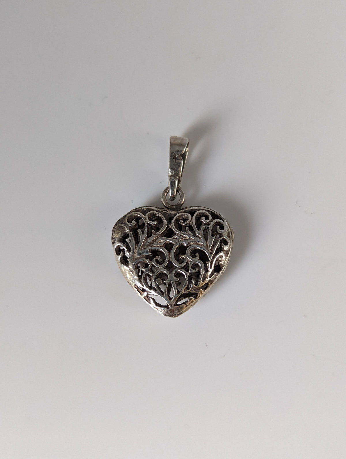 Silver Steed Filigree Heart Silver Pendant