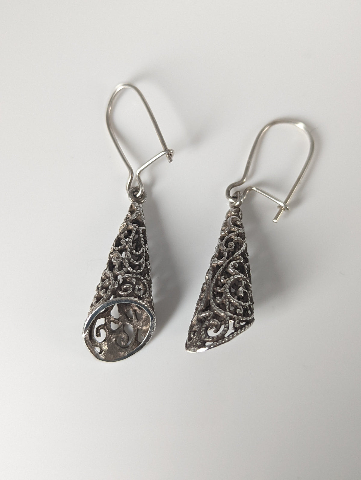 Silver Steed Filigree Cone Dropped Earrings