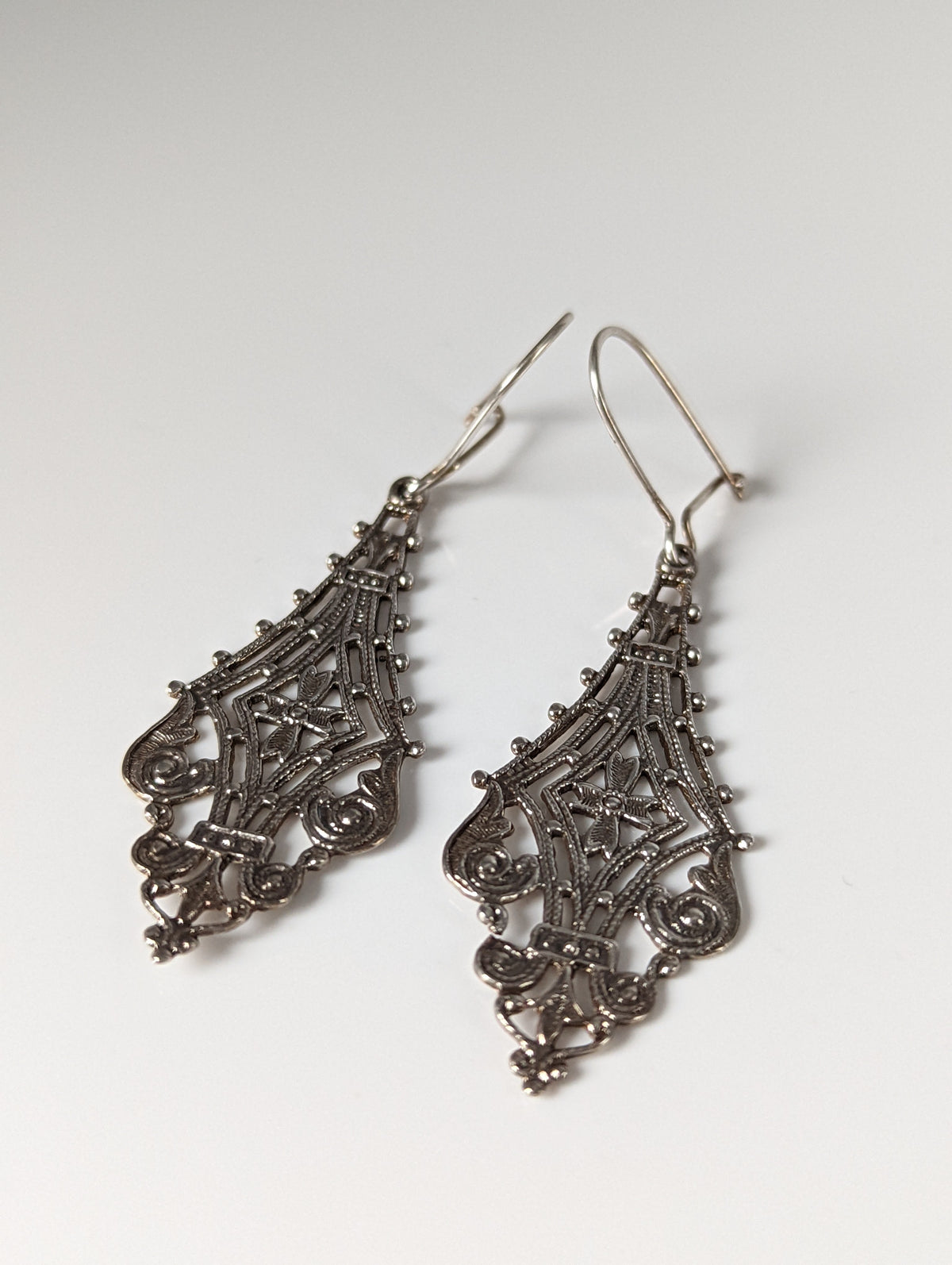 Silver Steed Filigree Crest Dropped Earrings