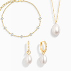 Pearl & Moissanite Bridal Jewellery Set in 18k Gold Vermeil