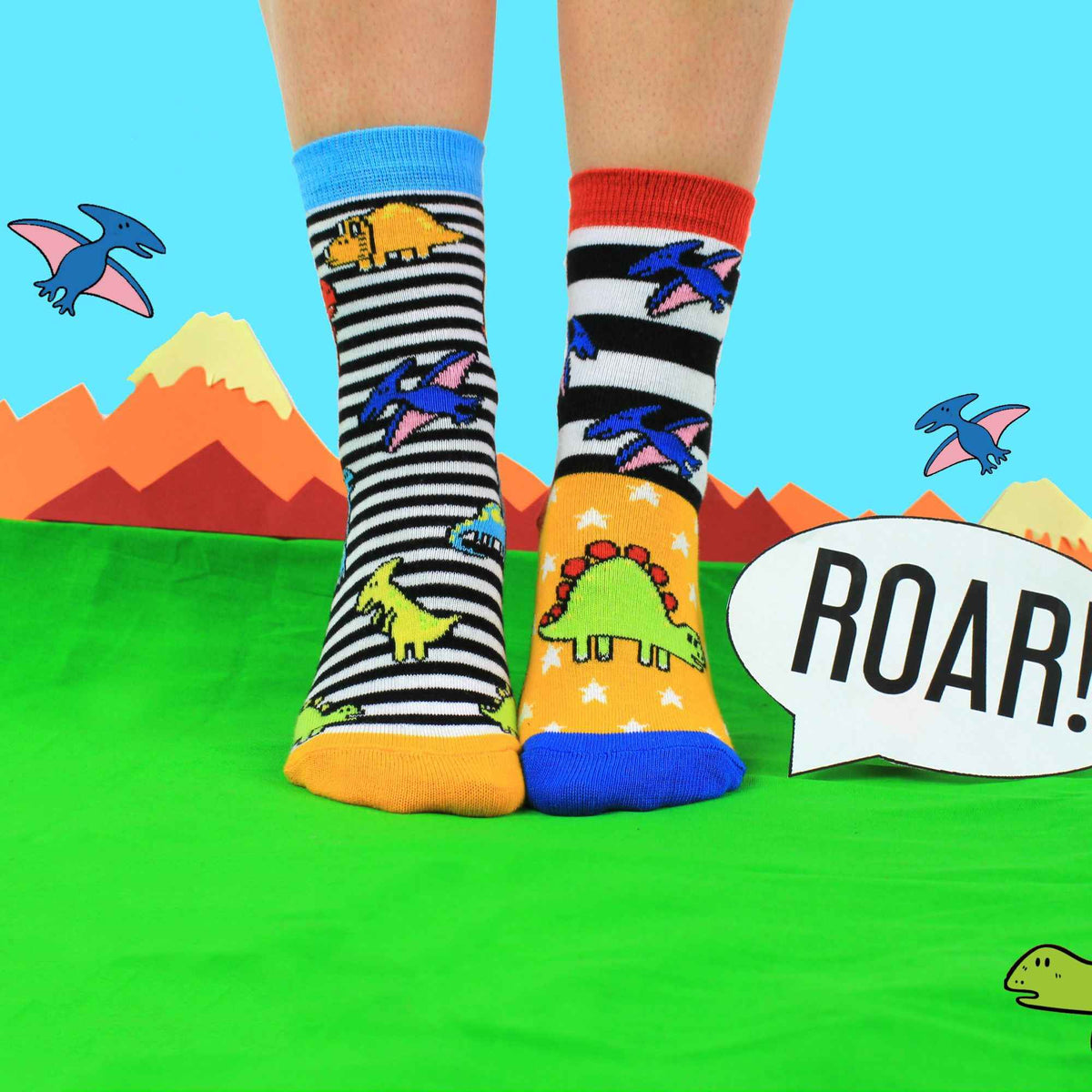 6 Pack Boys Sockasaurus Novelty Dinosaur Socks in Gift Box