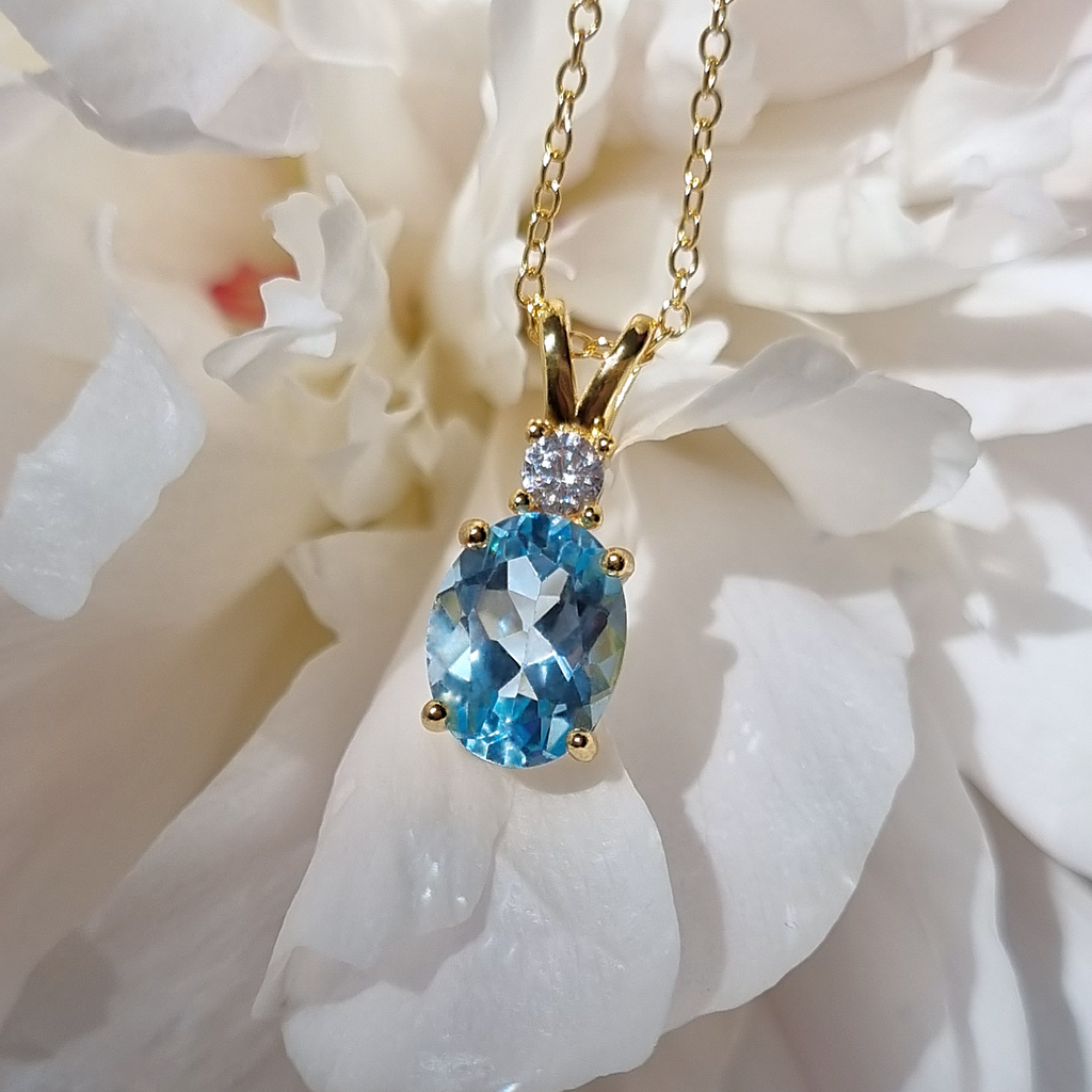 Blue Topaz Pendant Necklace in 18k Gold Vermeil