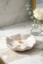 Clam Shell Large Tray