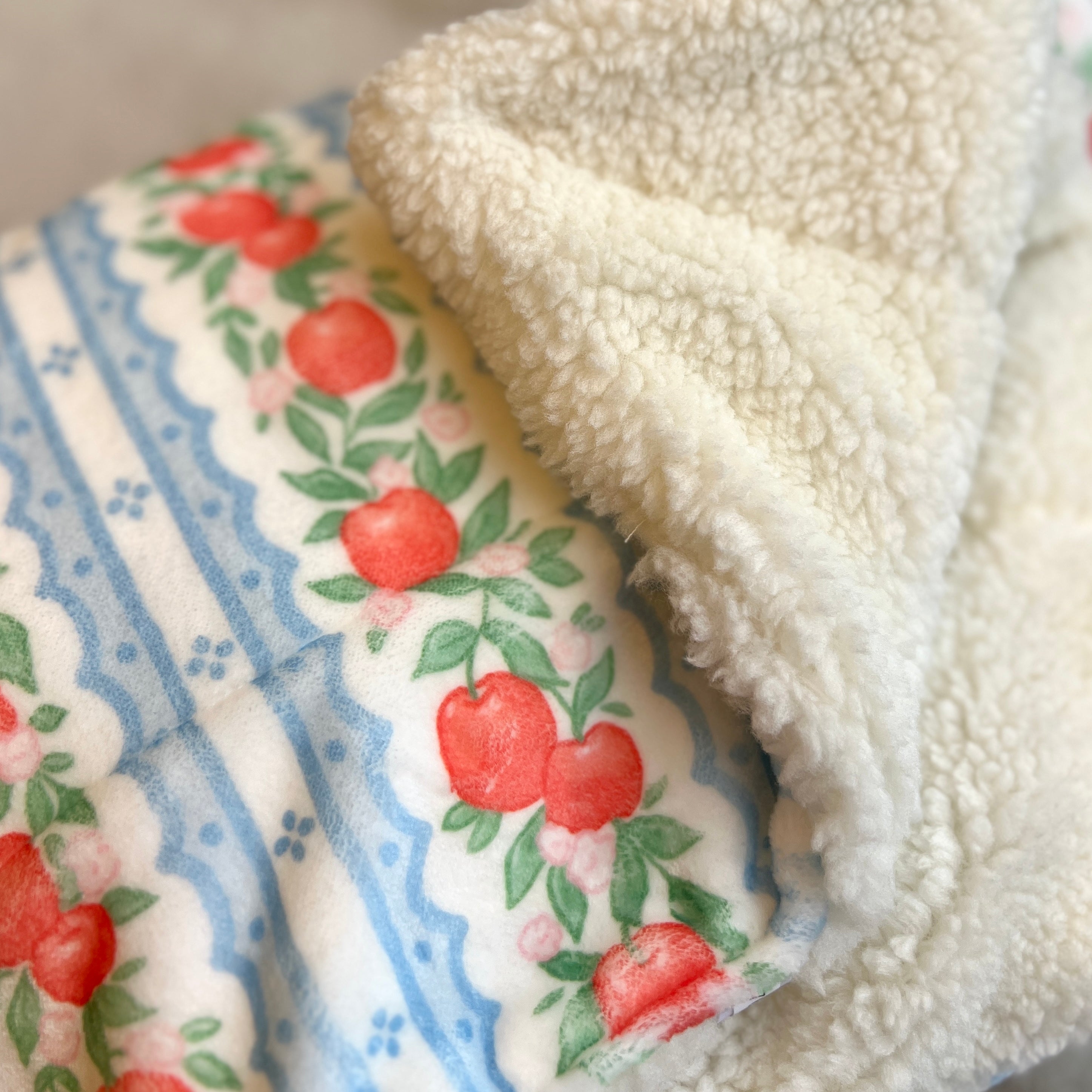 Eden's Orchard - Snuggle Blanket