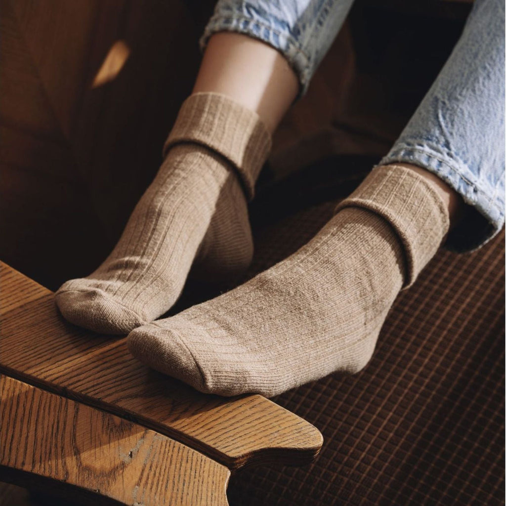 Knitted Design Ladies Wool Dress Socks for Winter