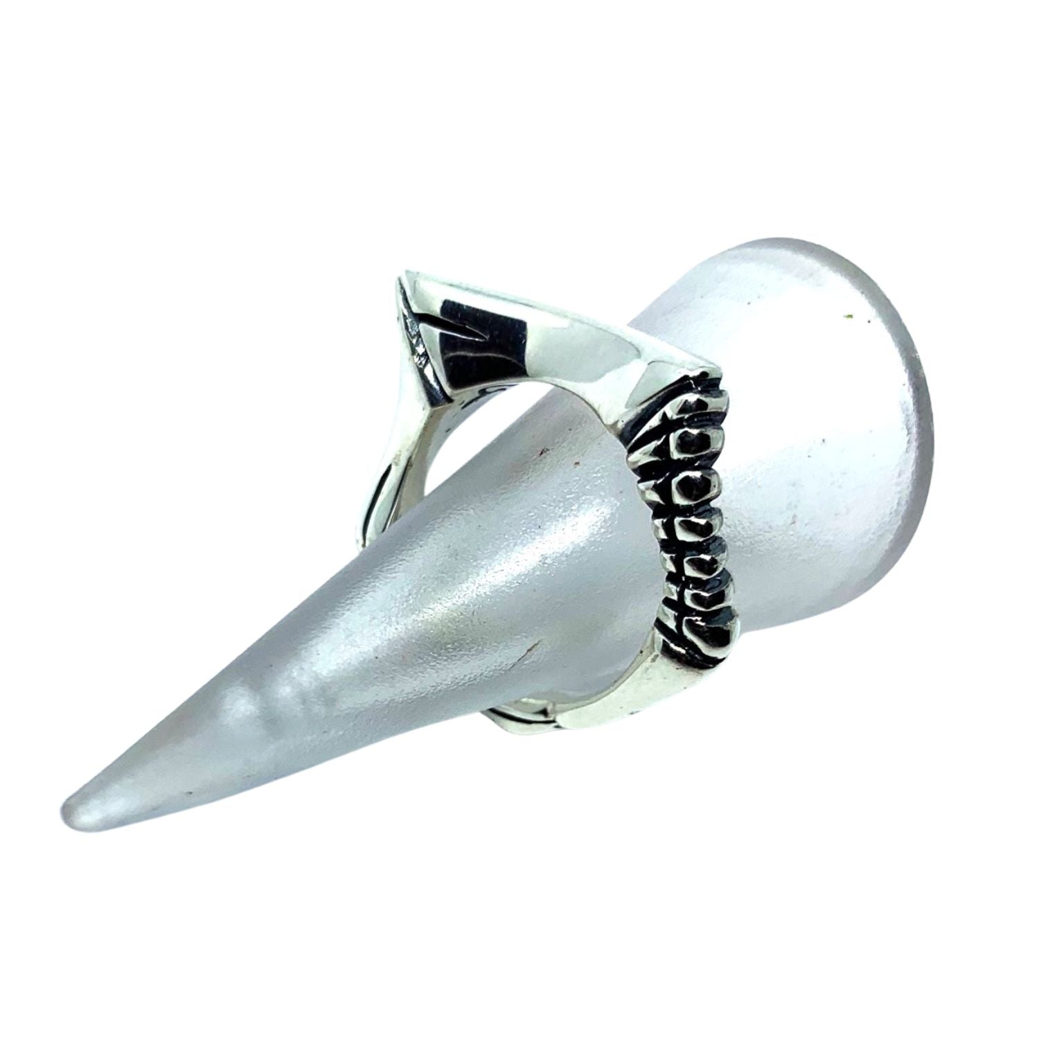 The Abyss Men’s Ring – Handcrafted