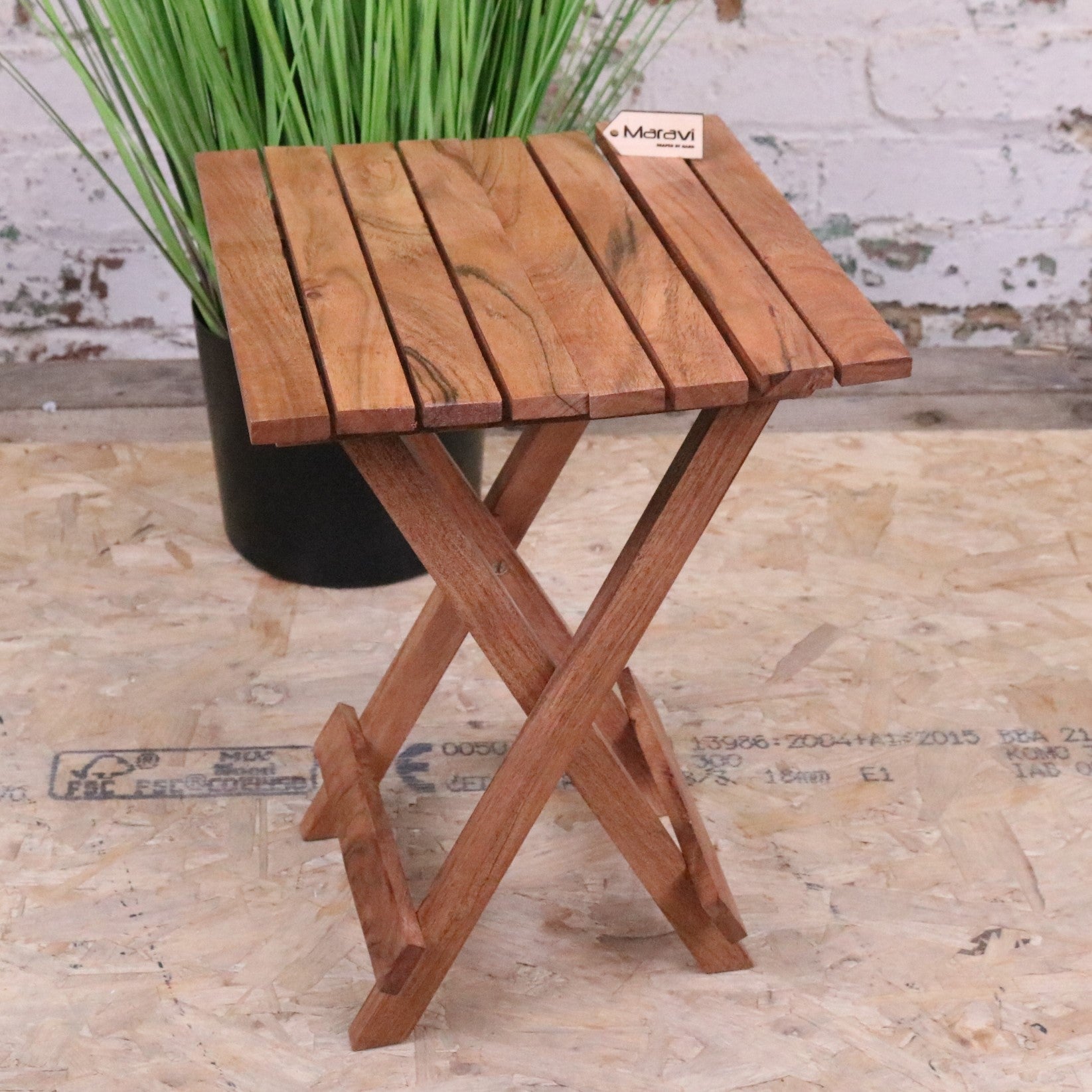 Vaitin Wooden Folding Stool