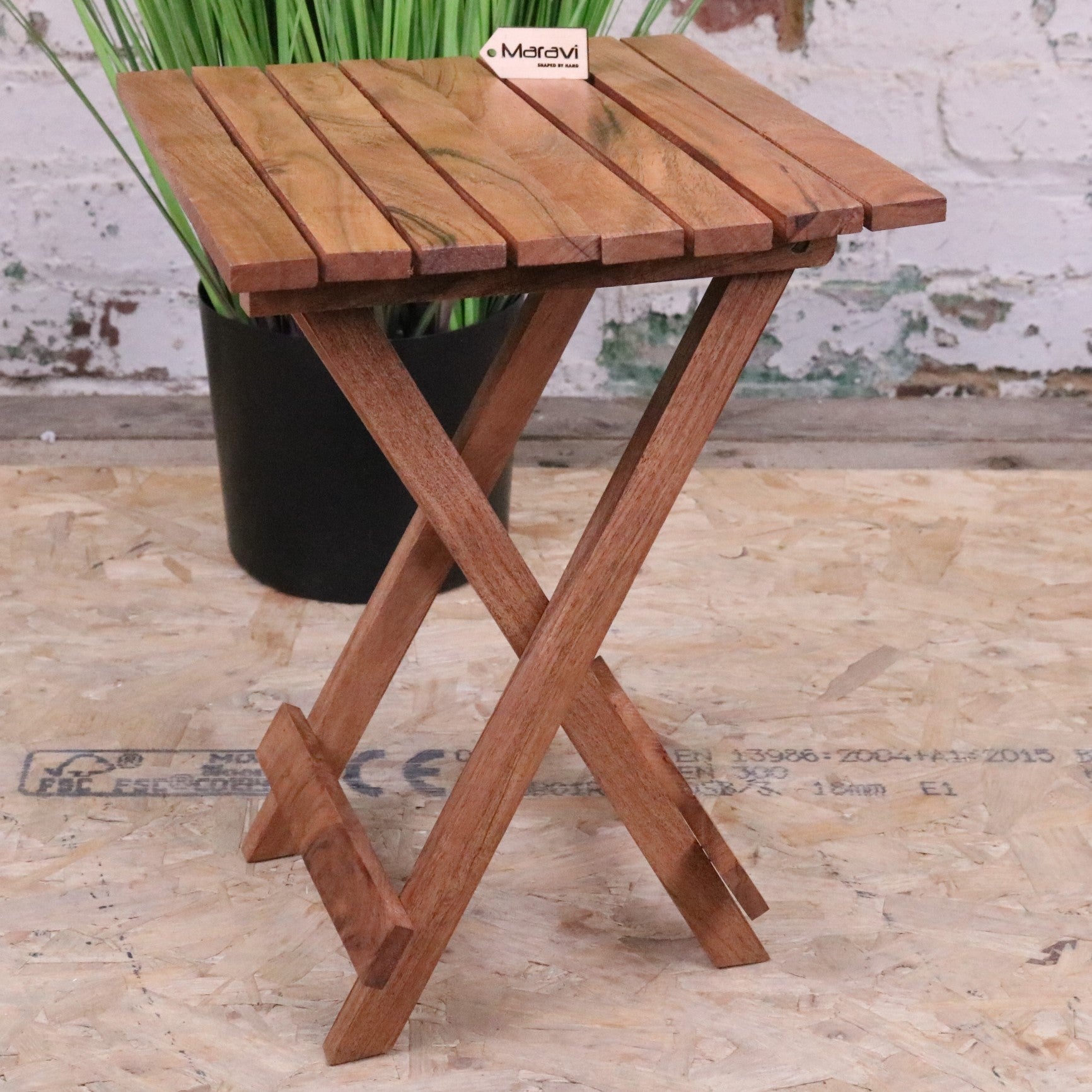 Vaitin Wooden Folding Stool