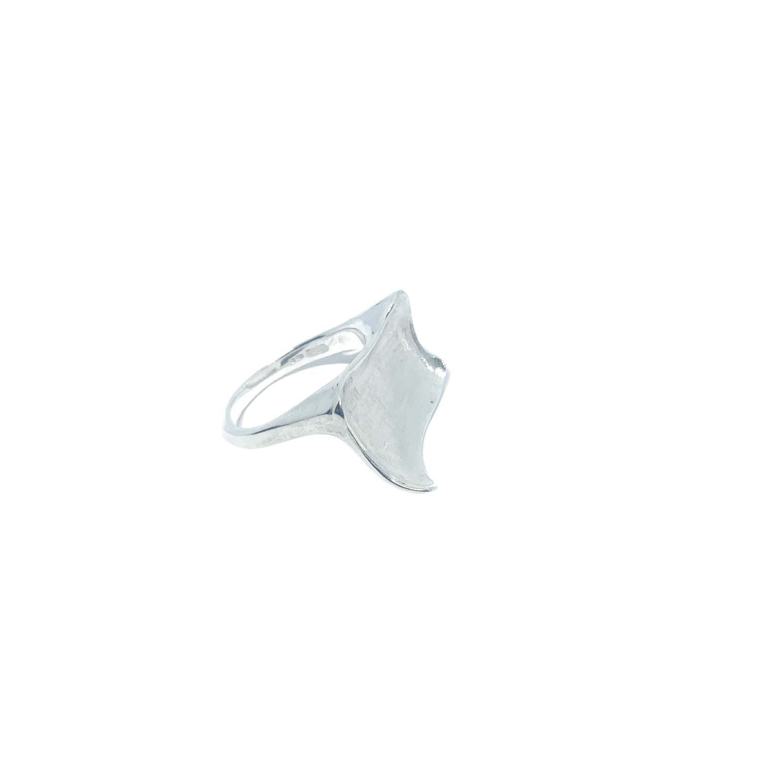 Wave Ring – Sterling Silver 925