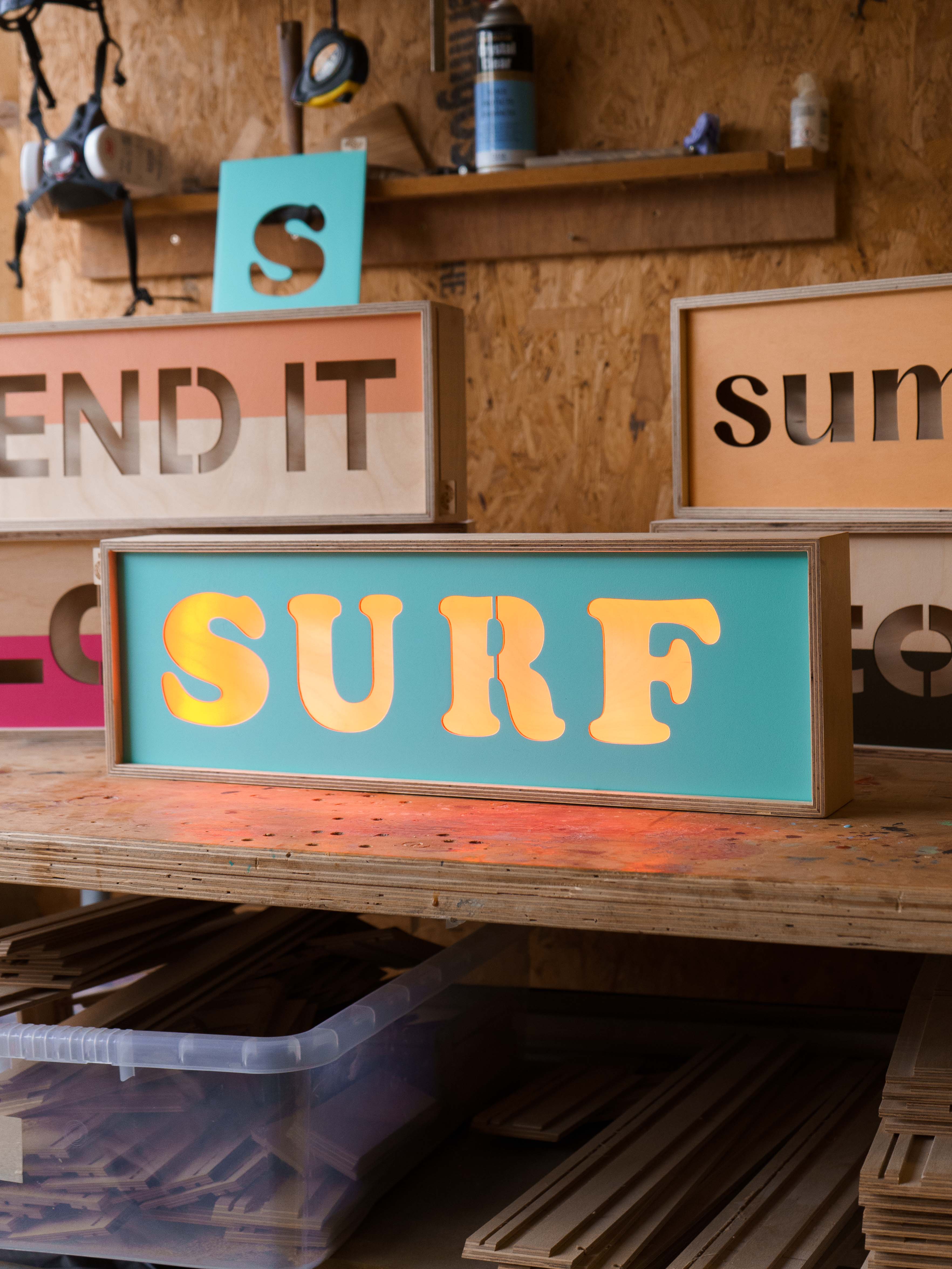 Surf Lightbox