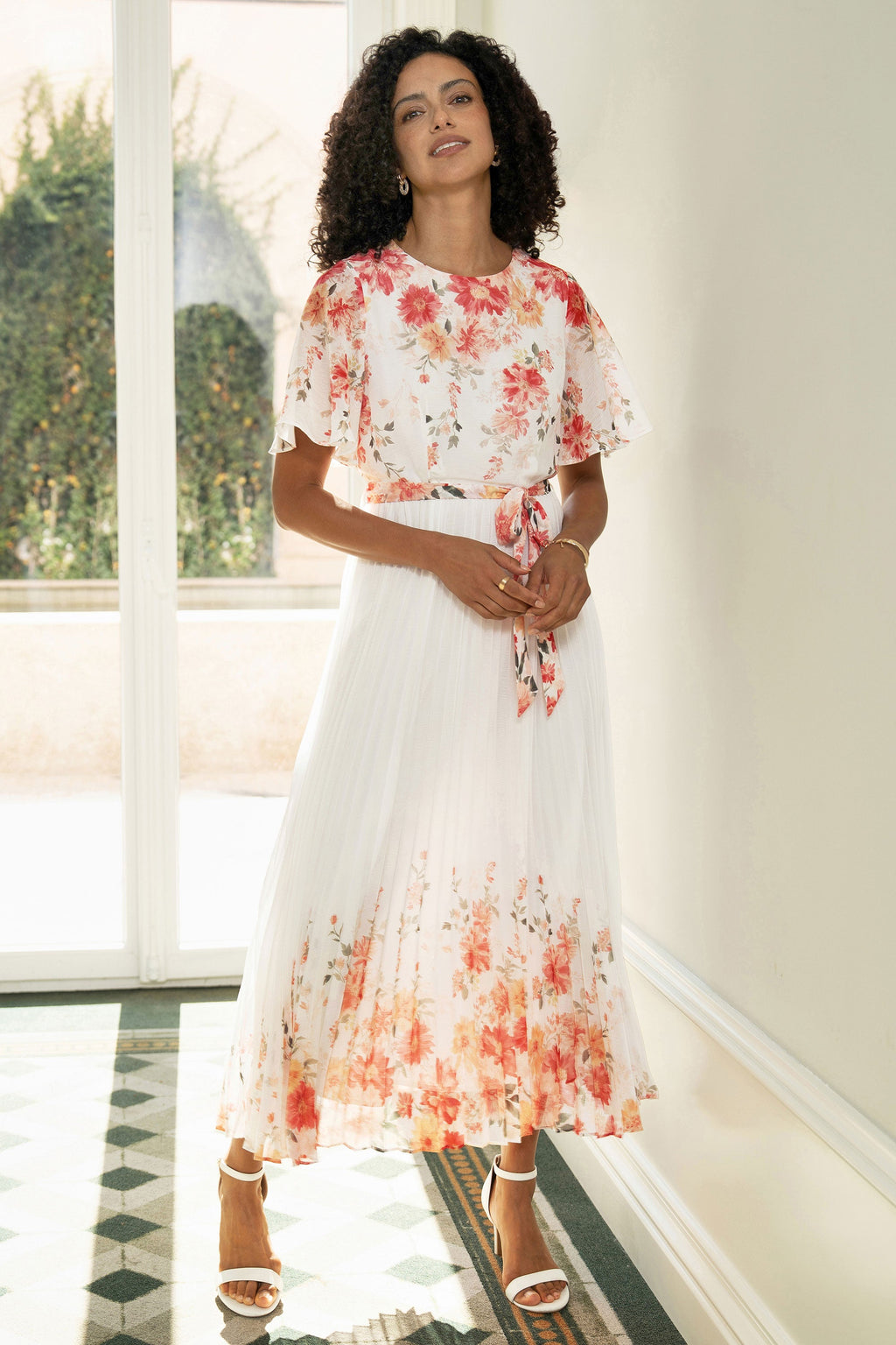 Yumi White Mirror Floral Design Pleated Midi Dress