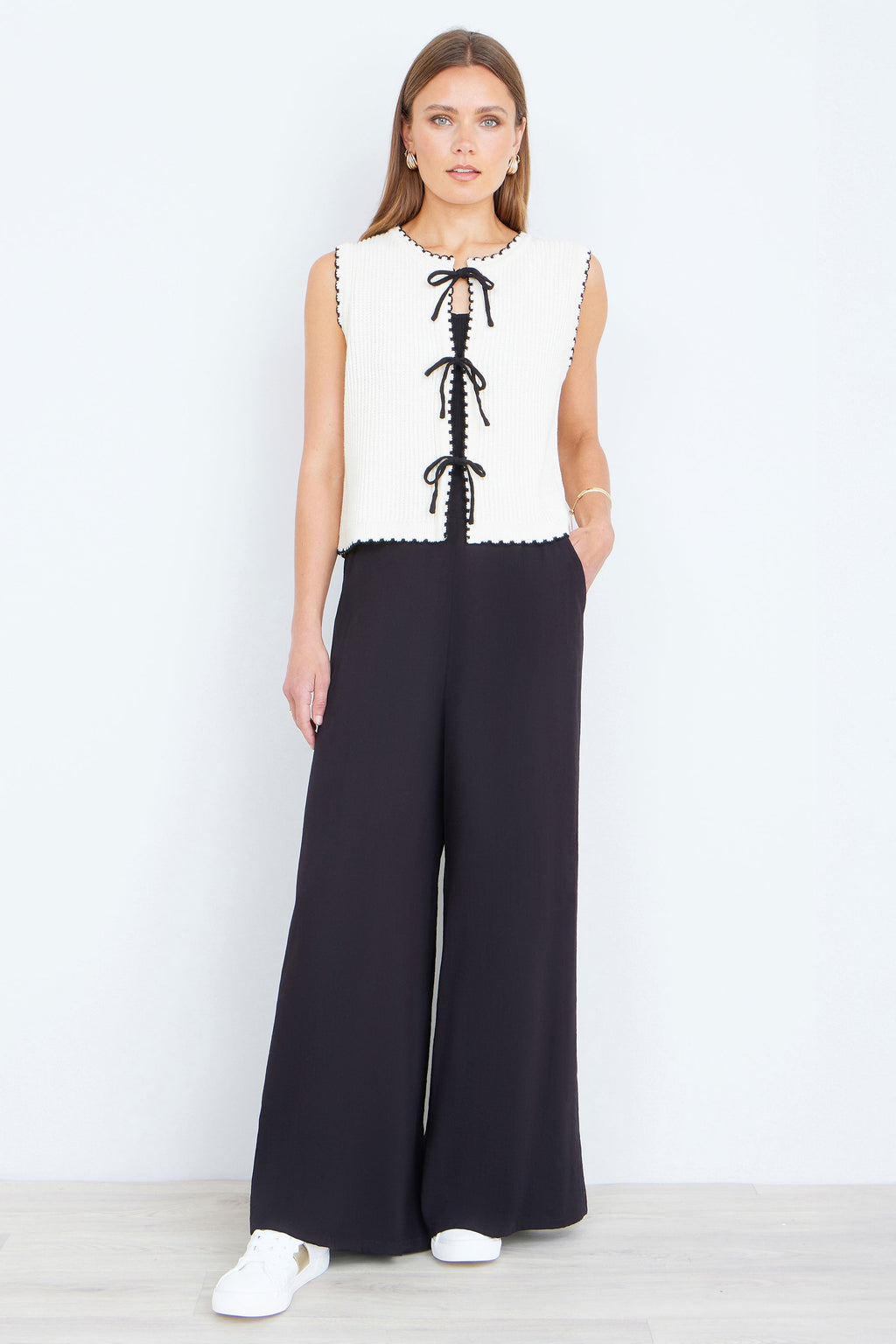 Yumi Ivory Knitted Waistcoat With Bow Trims