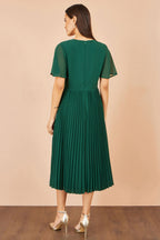 Yumi Green Sequin Embroidered Pleated Midi Dress