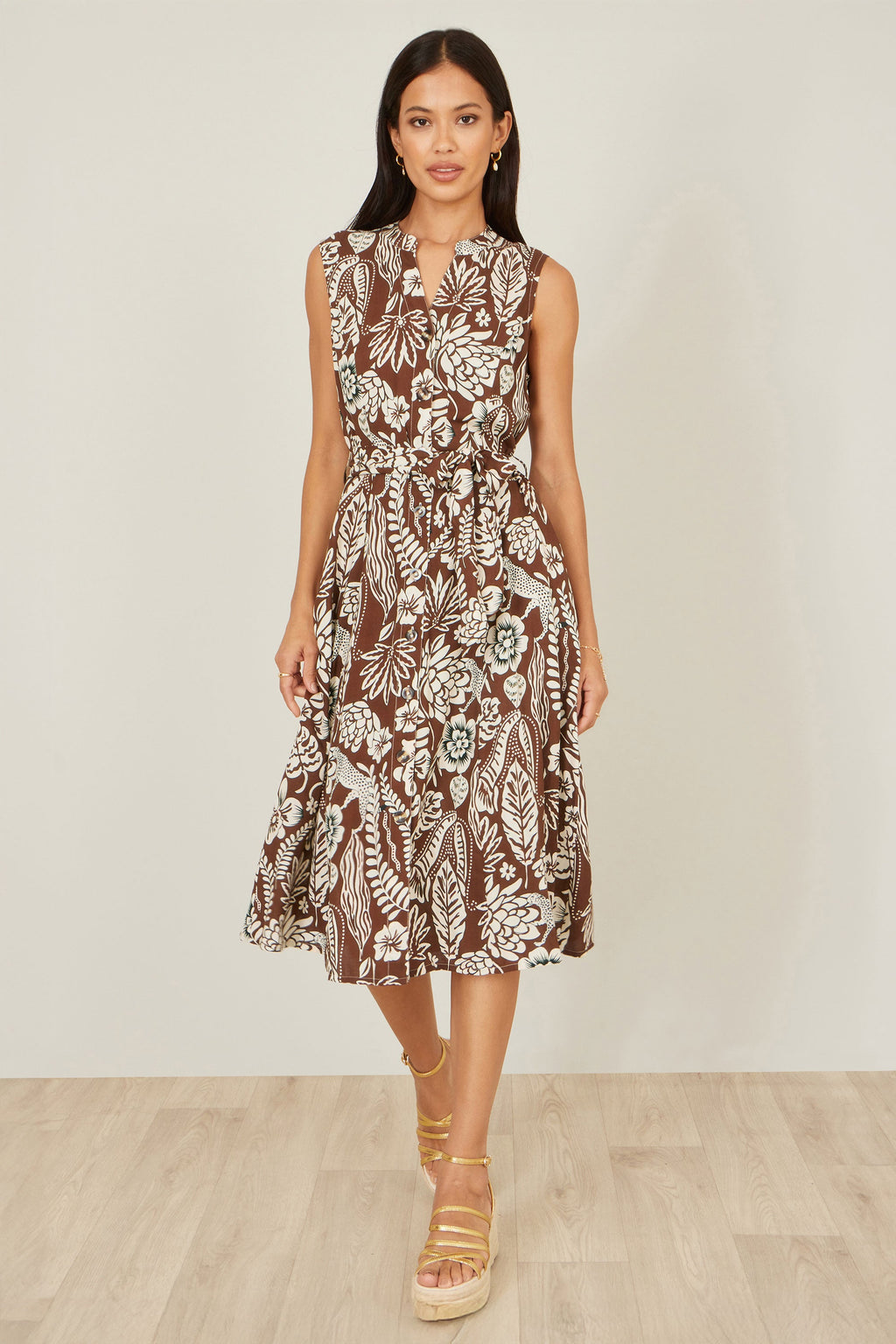 Yumi Brown Leaf Print Shirt Dress