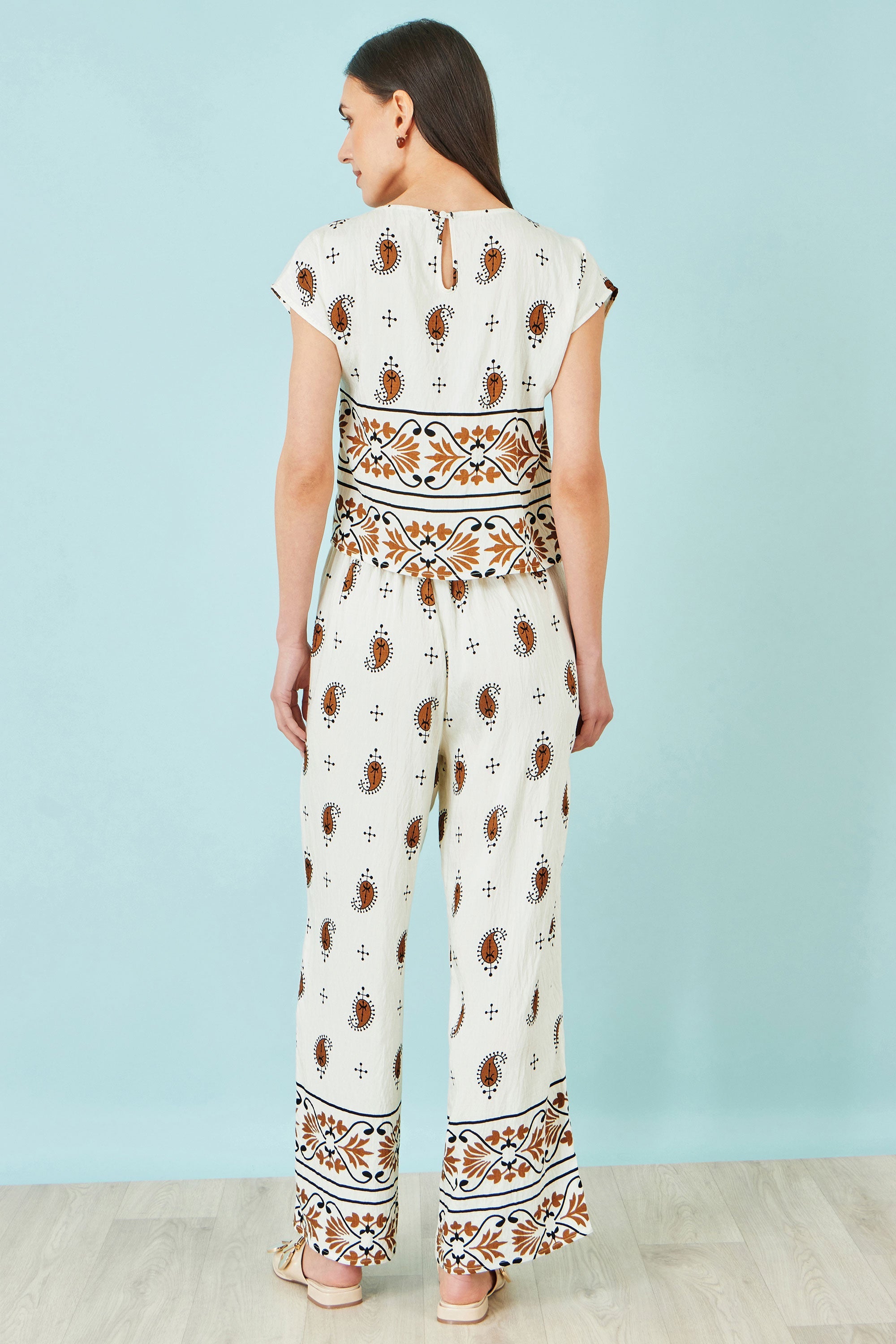 Yumi Ivory Viscose Paisley Top