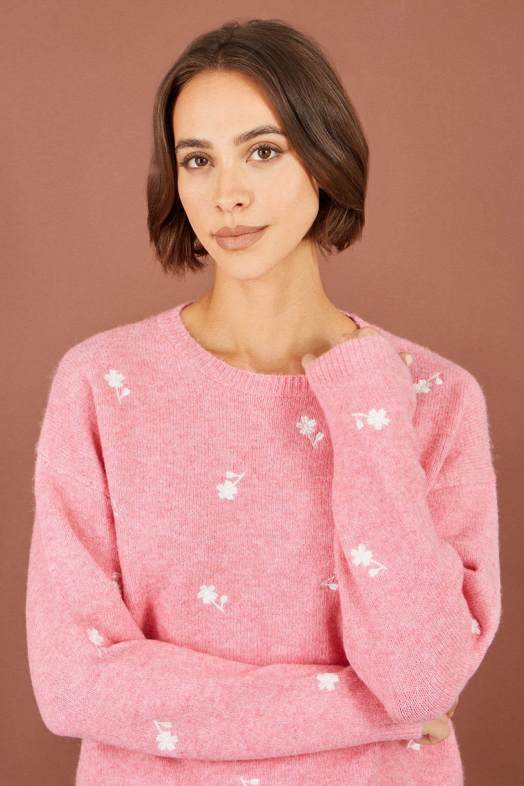 Yumi Pink Daisy Embroidered Relaxed Jumper