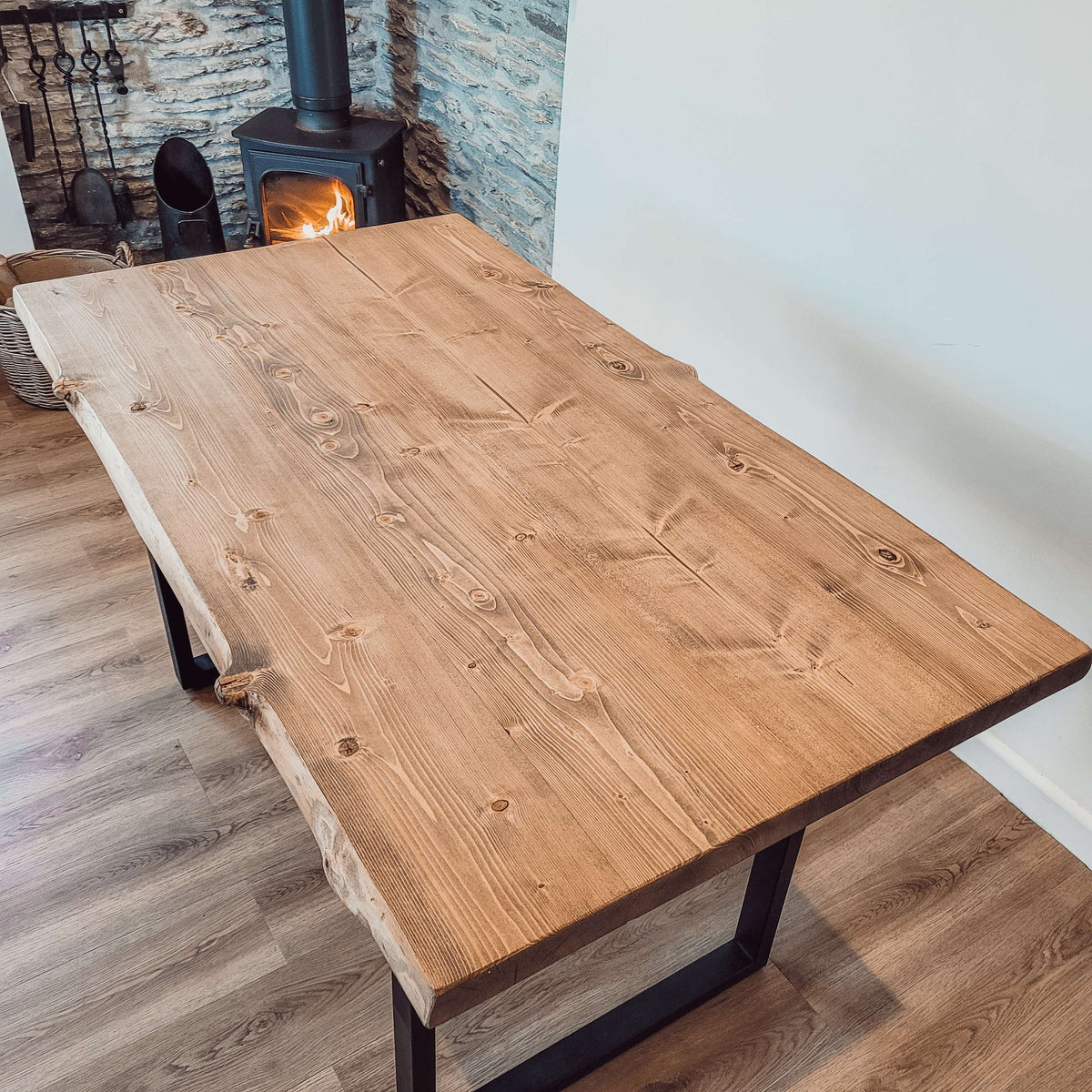 Live / Waney Edge Dining Table With 4 Types of Metal Legs