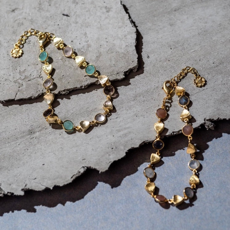 Gold Sara Mixed Gemstone Bracelet: Peach Moonstone, Labradorite & Moonstone