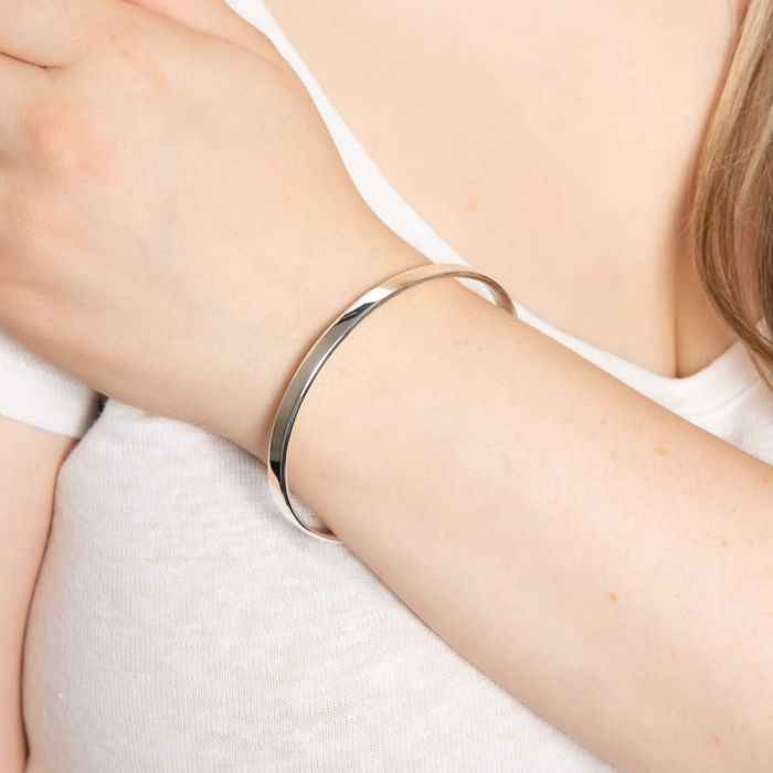 Beginnings Plain Engravable Bangle