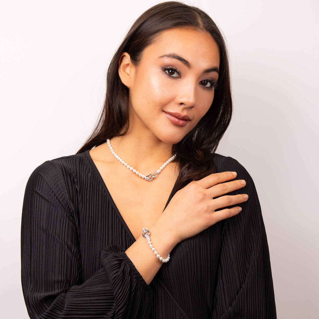 Diamonfire Shell Pearl Bracelet with Zirconia Feature Clasp