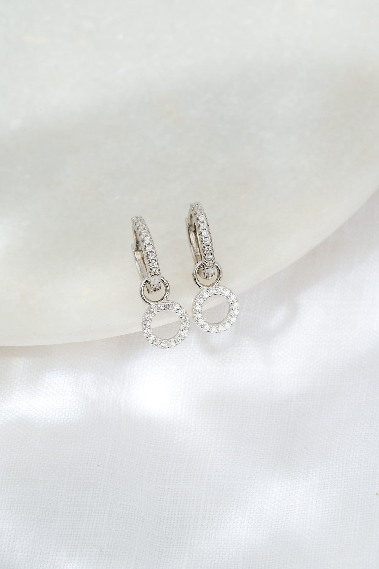 Circle Drop Hoop Huggies: Silver