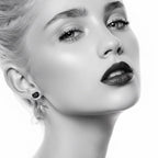 Bottone Stud Earrings – Sterling Silver & Freshwater Pearl