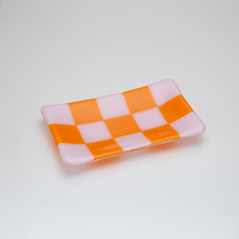Glass Tray – Handmade Chequered Design for Keys & Jewellery by David Perry Glass & Ceramics (15x8cm-chequered-dual-coloured-medium-tray-bullseye-collection)