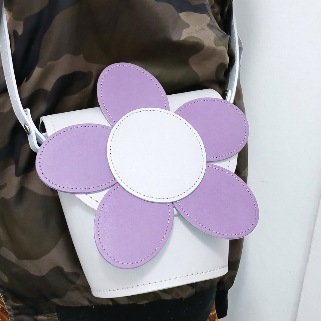 Handmade Leather Daisy Barrel Bag - White & Violet