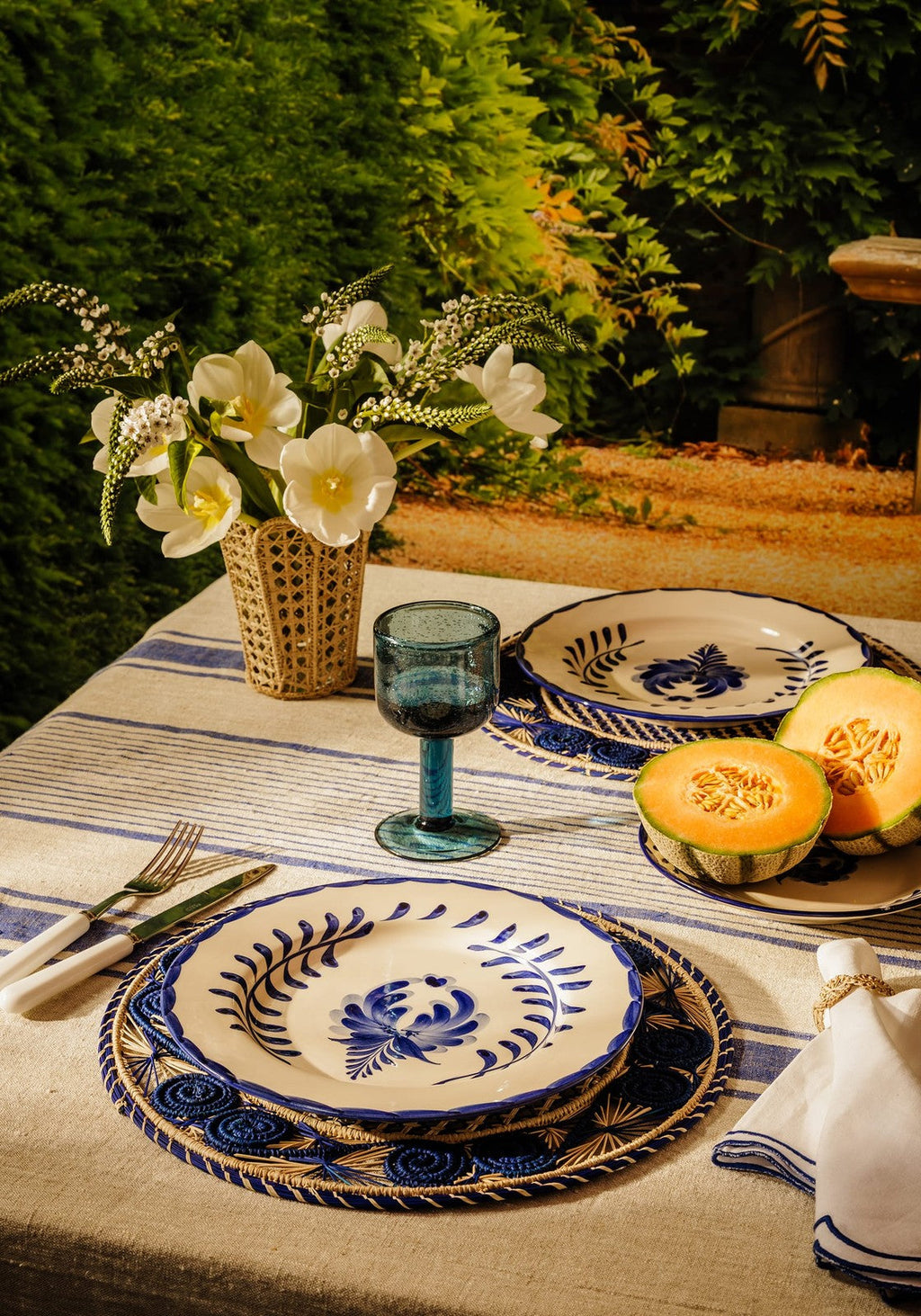Pandora Dinner Plate, Cobalt Blue Set of 4