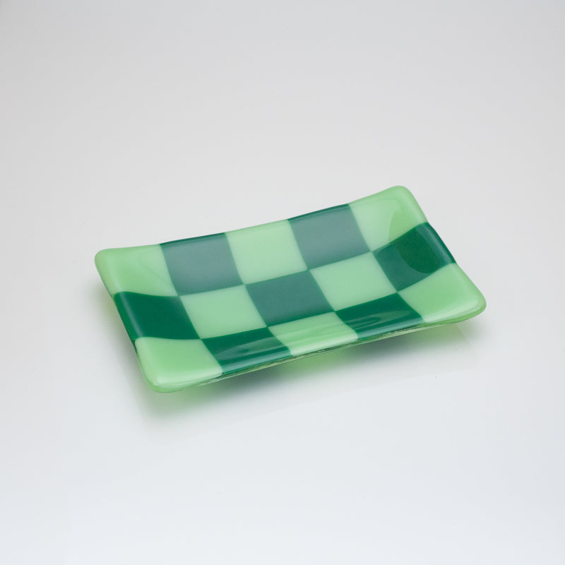 Glass Tray – Handmade Chequered Design for Keys & Jewellery by David Perry Glass & Ceramics (15x8cm-chequered-dual-coloured-medium-tray-bullseye-collection)