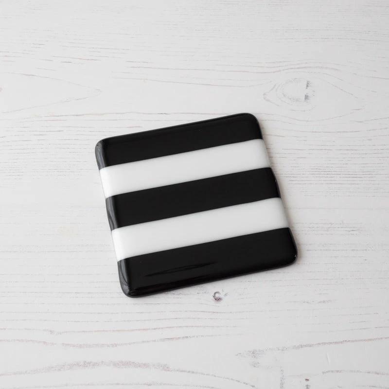 Fused Glass Coaster – Handmade Striped Bullseye Design by David Perry Glass & Ceramics (10cm-striped-dual-coloured-coaster-bullseye-collection)
