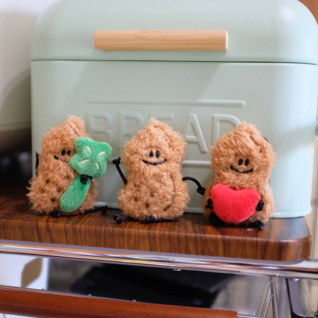 Fickle Plan | Mini Peanut Keychain