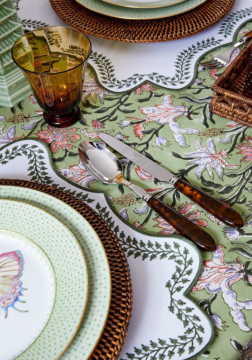 Green Apple Lace Dinner Plates - Set of 4