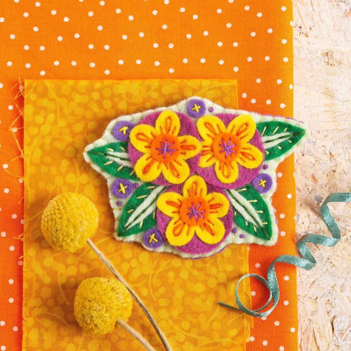 Penelope Flower Felt Craft Brooch Kit for Beginners