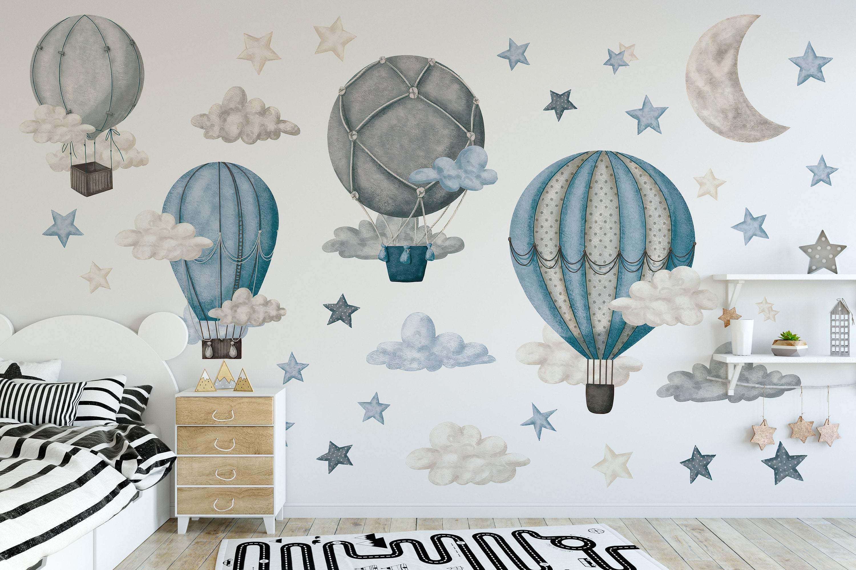Dreamy Hot Air Balloons and Stars Wall Sticker for Nursery and Kids' Room