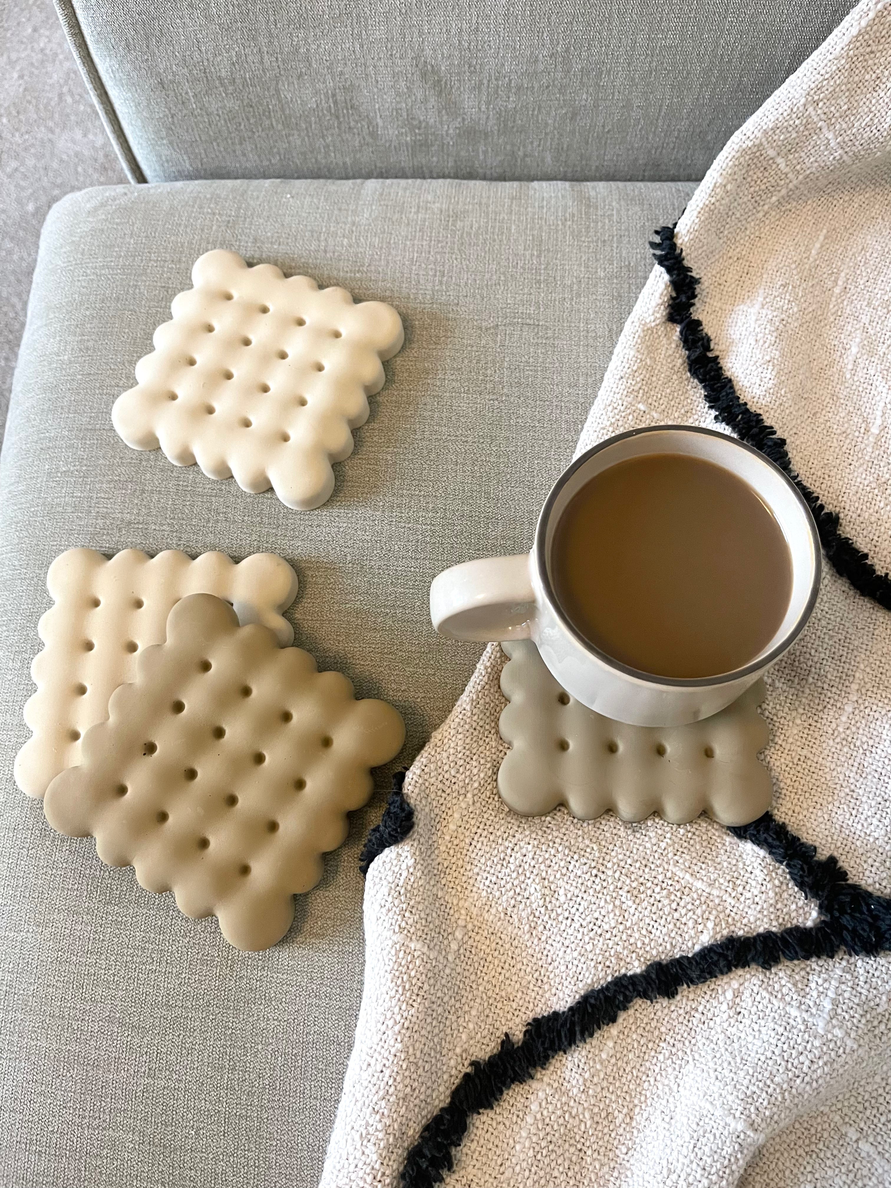 Set of 2 Biscuit coasters