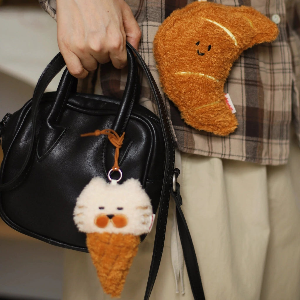 Daily White | Bellin Kitty Ice Cream Cone Plush Charm