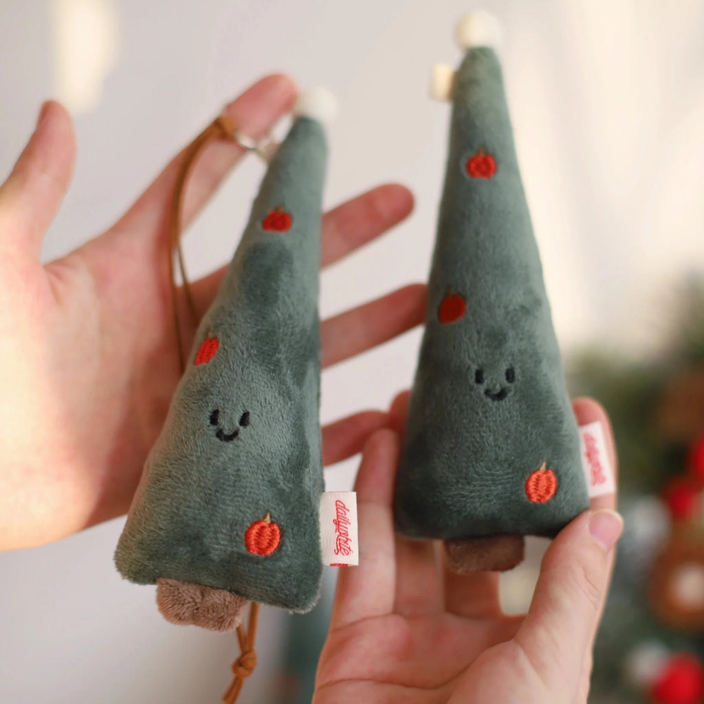 Daily White | Spiky Christmas Tree Plush Charm