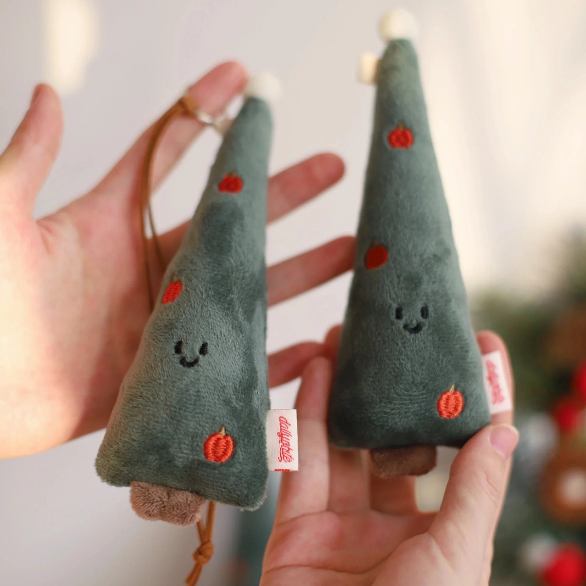 Daily White | Spiky Christmas Tree Plush Charm