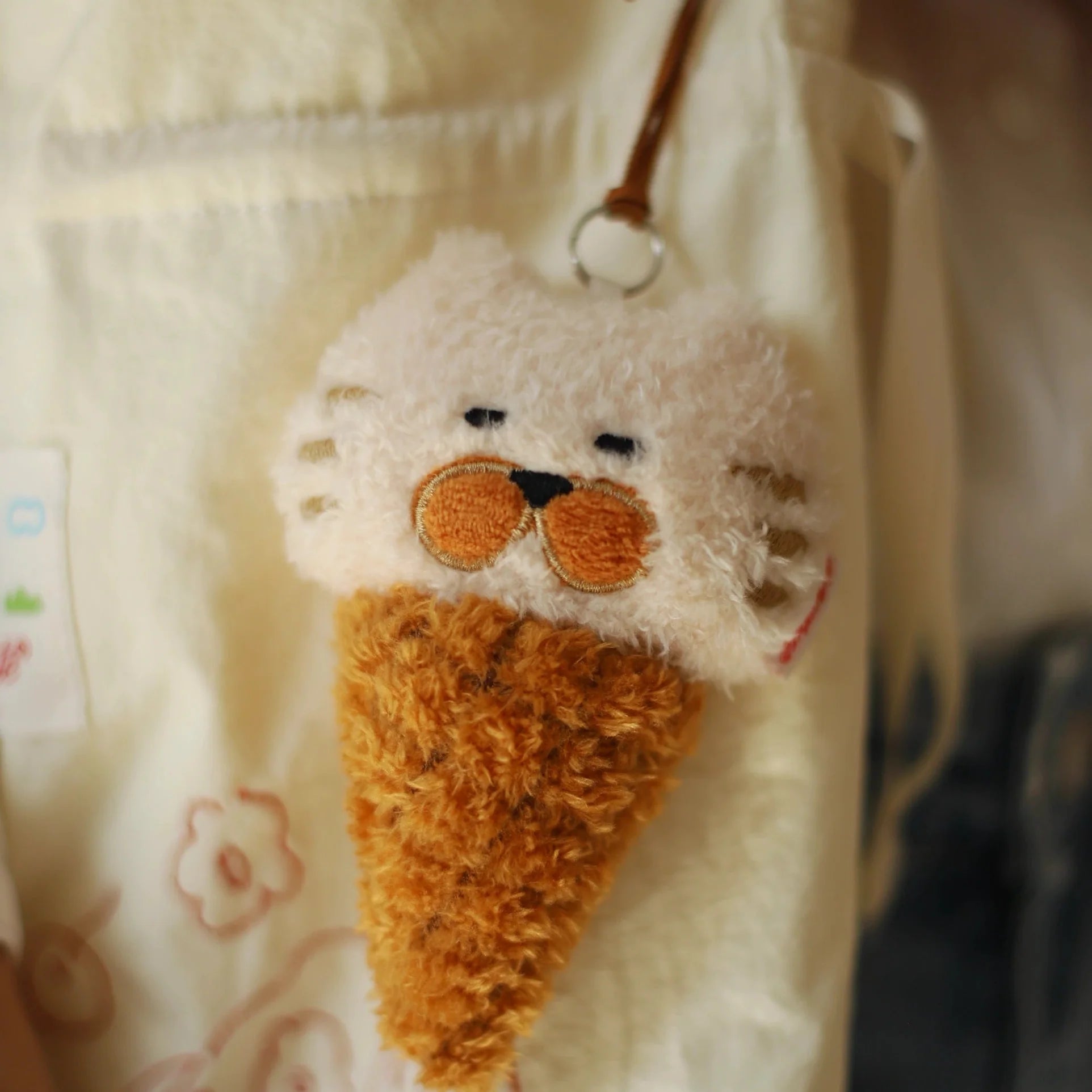 Daily White | Bellin Kitty Ice Cream Cone Plush Charm