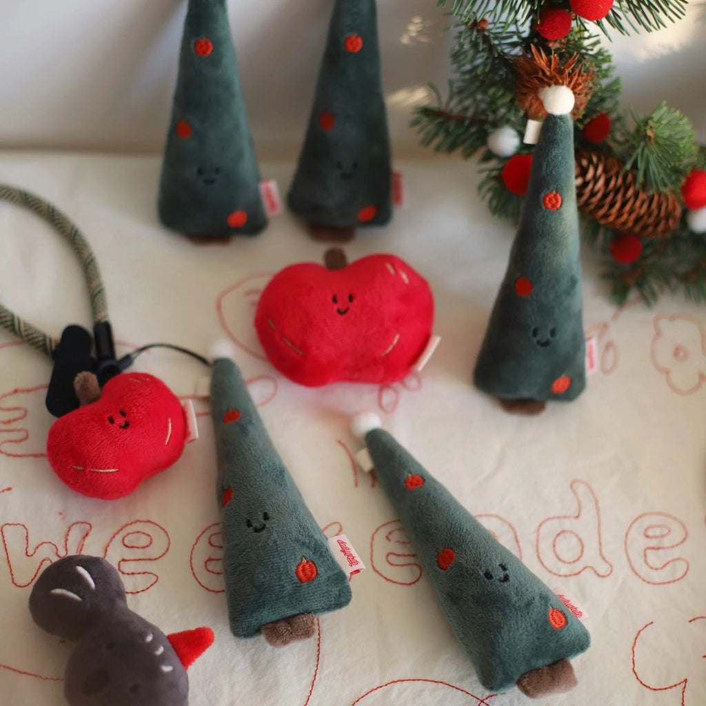Daily White | Spiky Christmas Tree Plush Charm