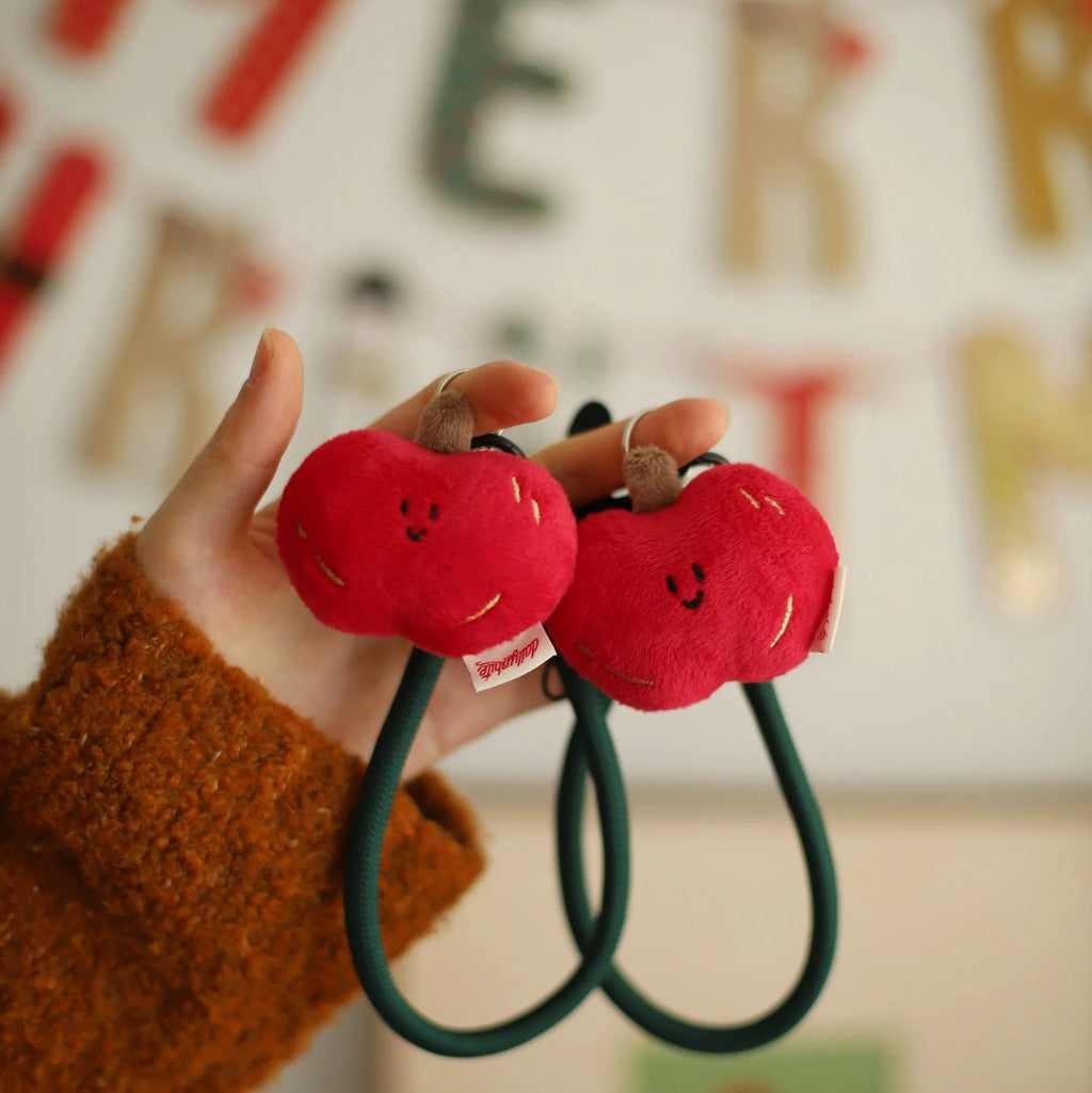 Daily White | Mini Heart Apple Toy Charm