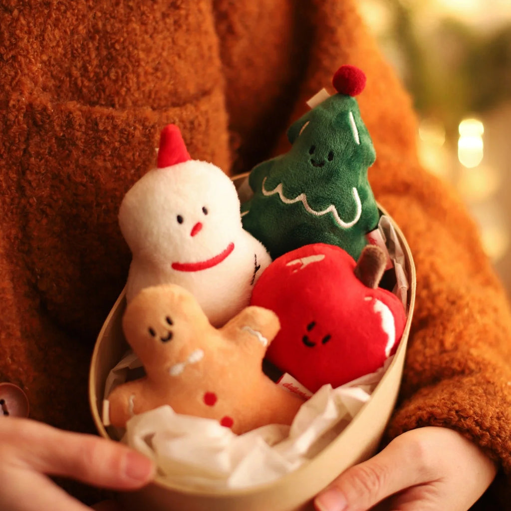 Daily White | Christmas Tree Plush Charm