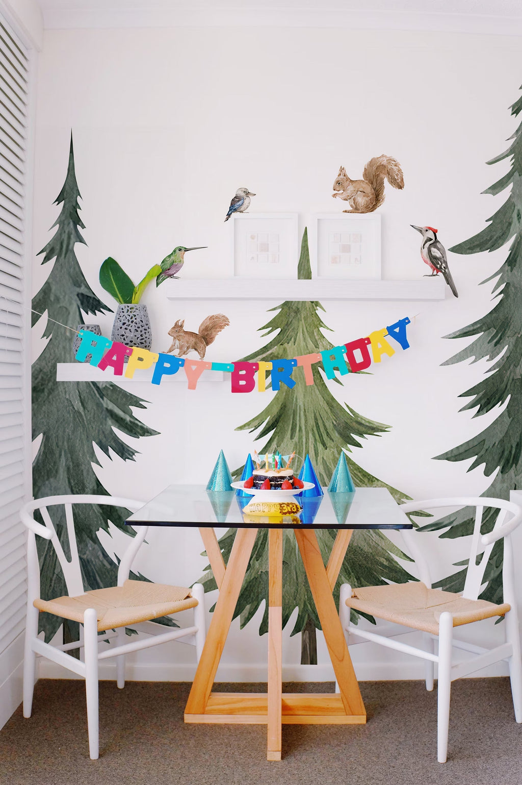 Forest Tree Wall Decal – Woodland Animals and Trees for Kids’ Rooms & Nurseries