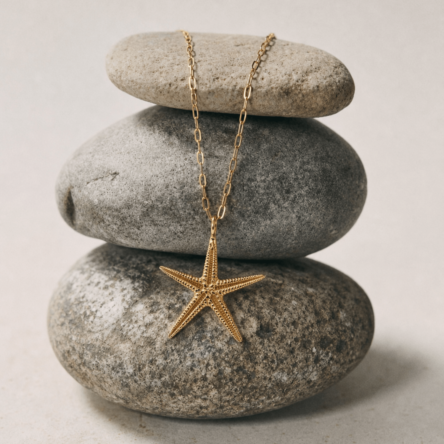 Maxi Gold Ocean Starfish Necklace