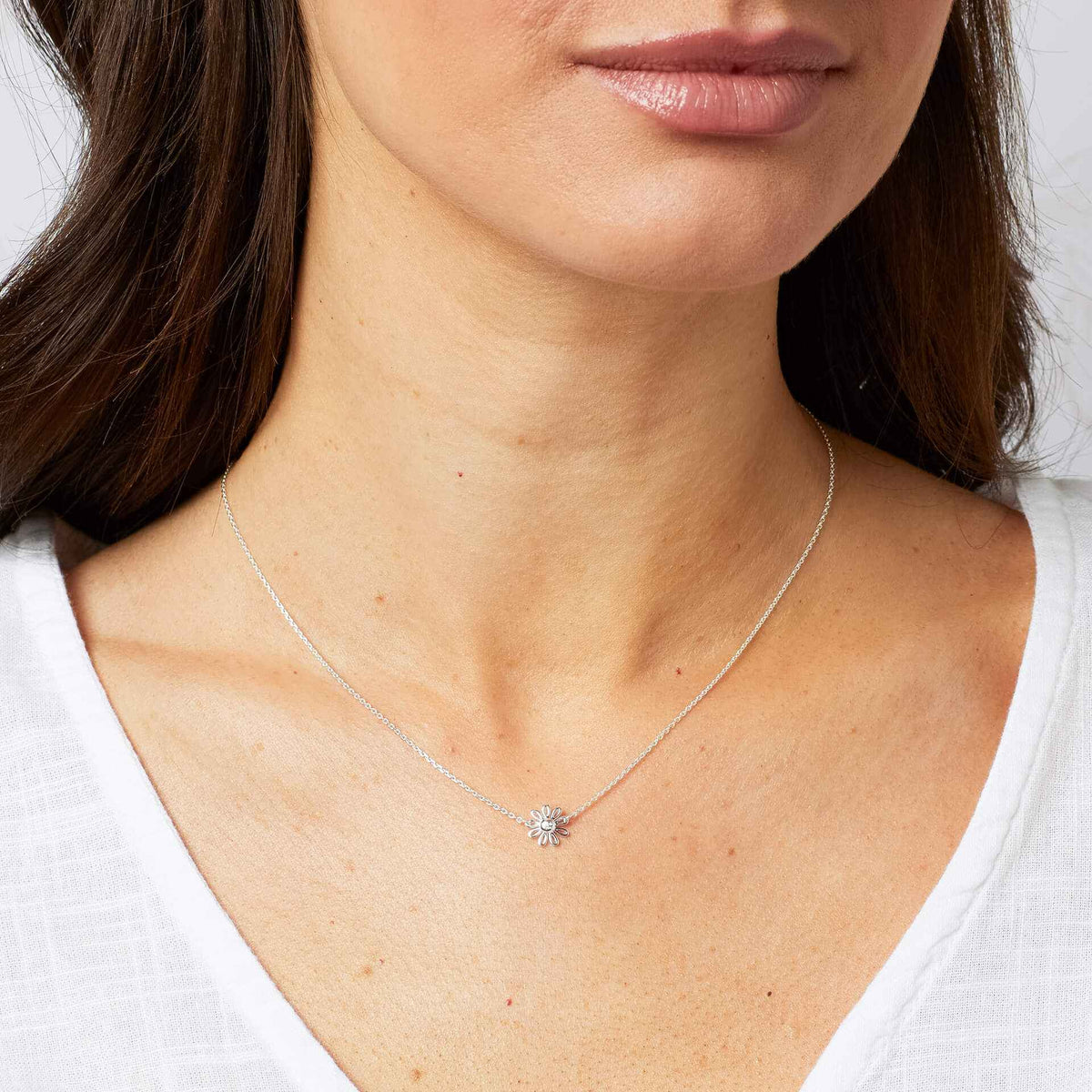 Laura Ashley Silver Thorncliff Daisy Necklace
