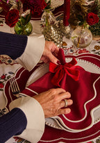 The Bordeaux Scallop Napkin- Set of 4