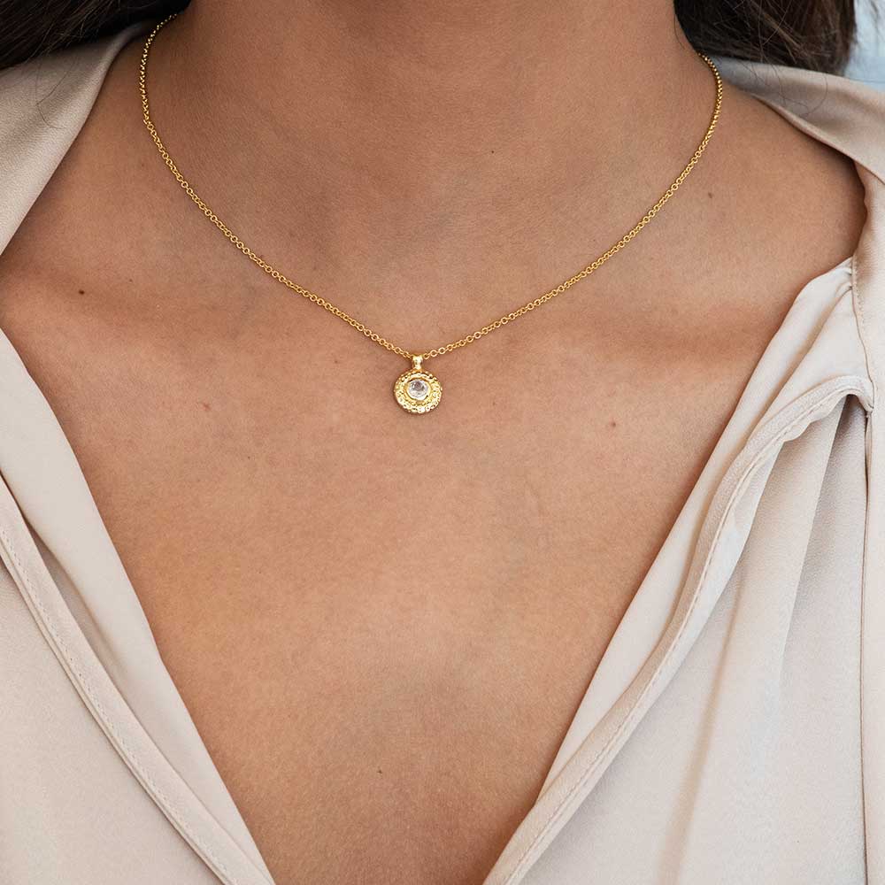 Luna Single Disc Pendant Necklace: Amethyst