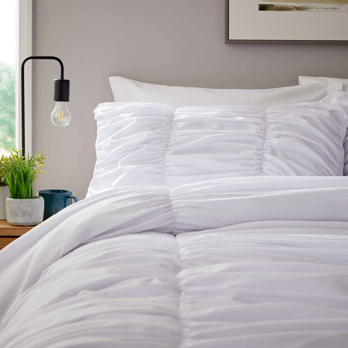 OLIVIA ROCCO Ruched White Microfibre Duvet Cover Set With Pillowcases Ruffle Bedding
