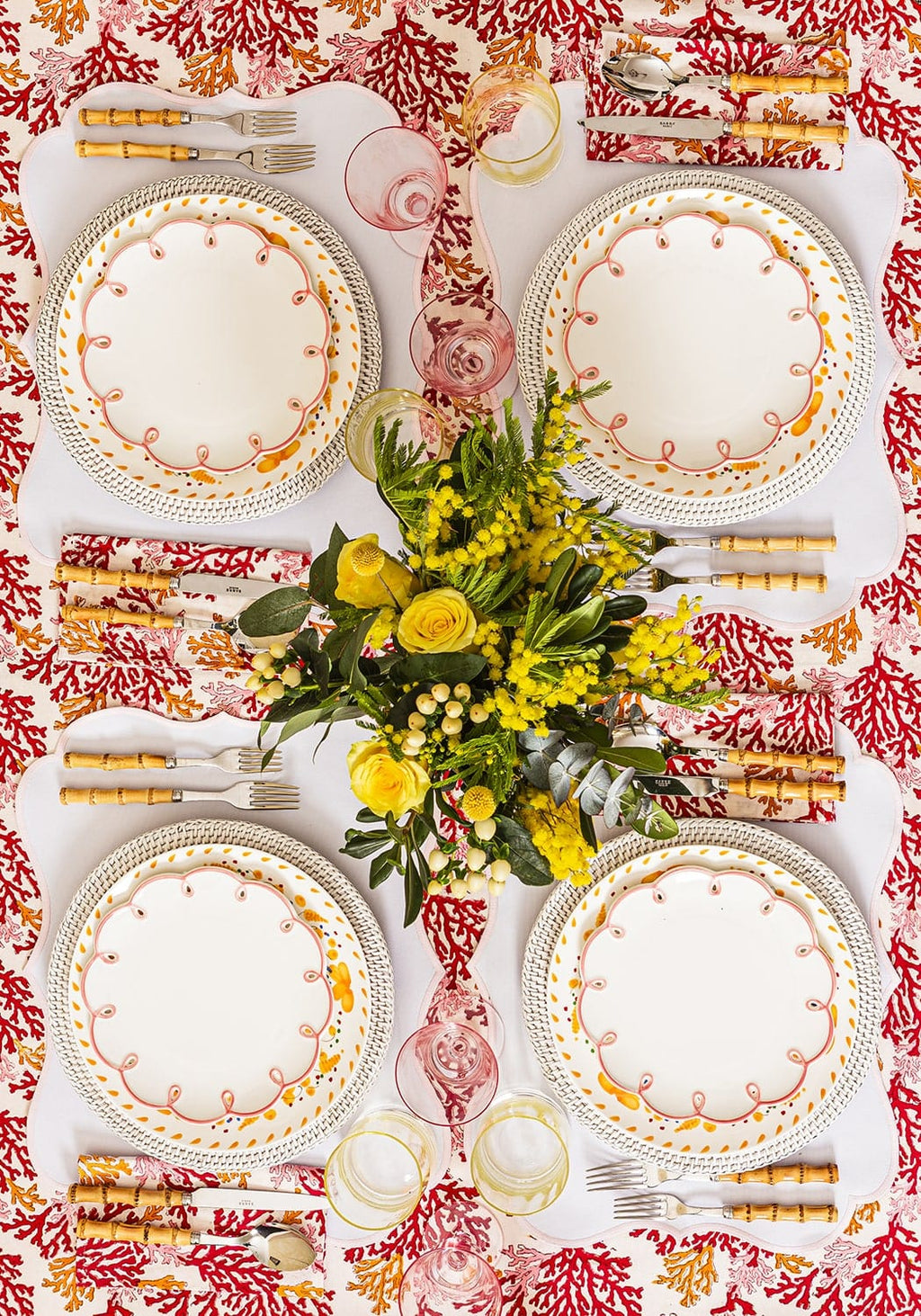 Pretty In Pink Scalloped Lunch Plate - Set of 4